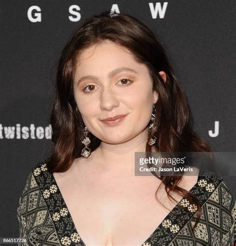 2.777 Emma Kenney Fotos und hochauflösende Bilder